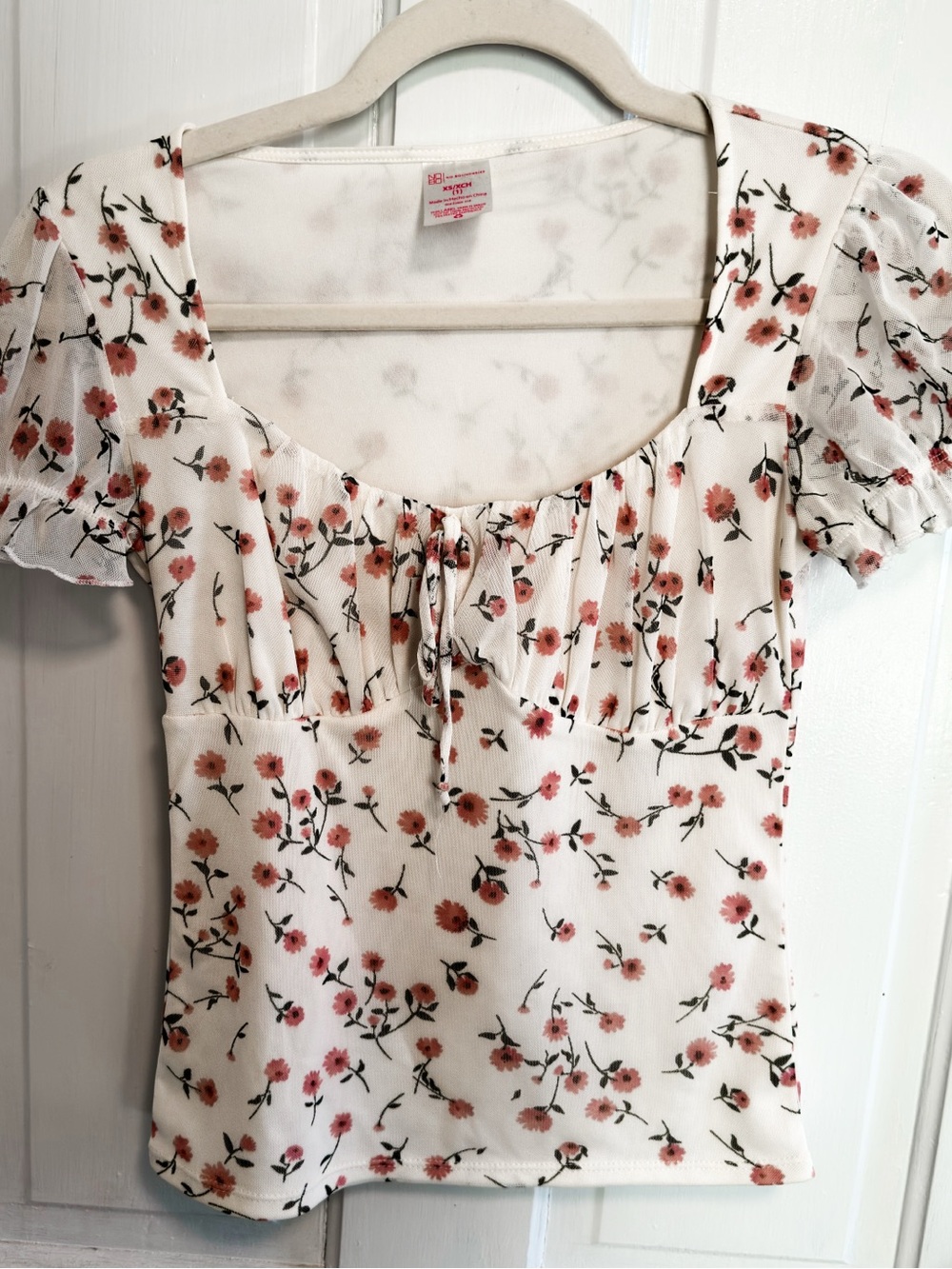 No Boundaries White Floral Tie-Front Top with Pink Flowers